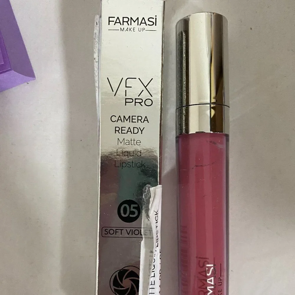 NWT Farmasi VFX Pro Camera-Read Matte Liquid Lipstick #05 Soft Violet